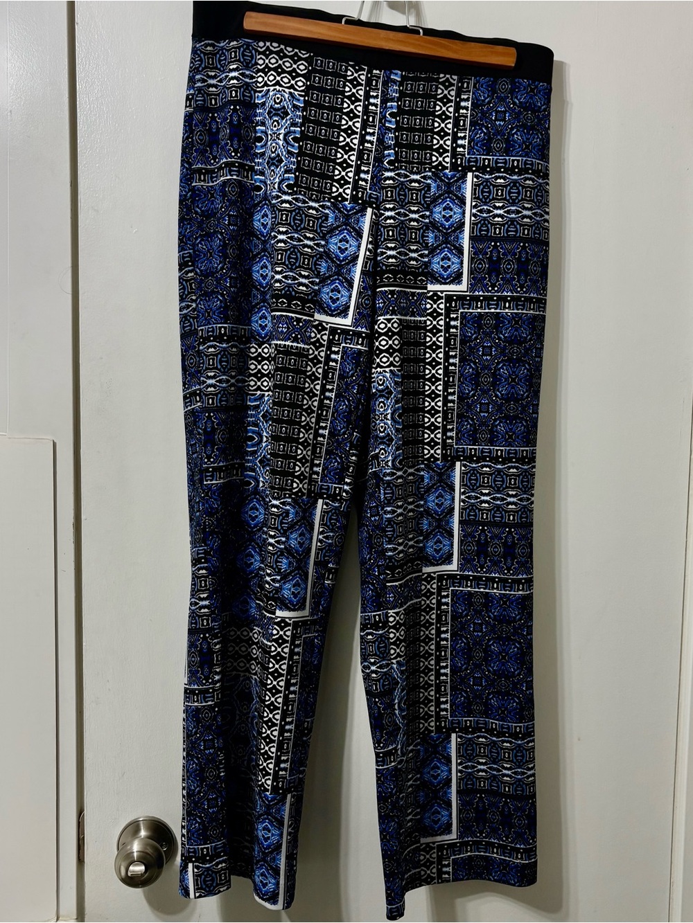 Straight-Leg Pull-On Pants in Blue Mosaic Print